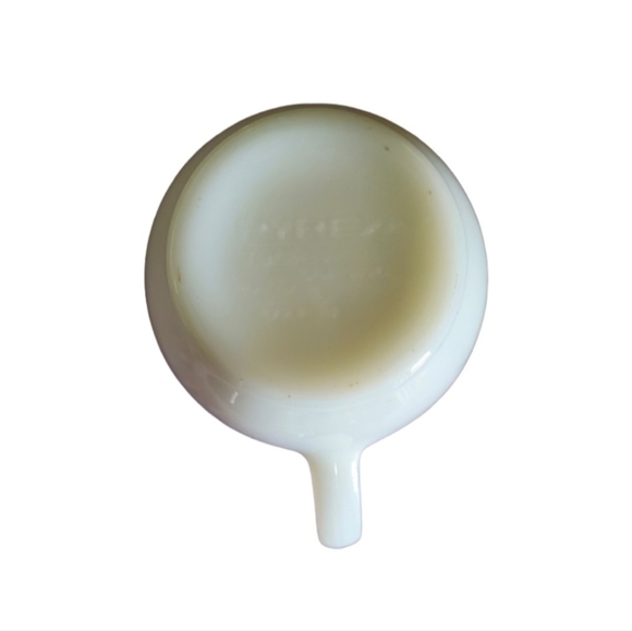 Vintage Pyrex Butterfly Gold Creamer and Sugar Bowl - Picture 3 of 4